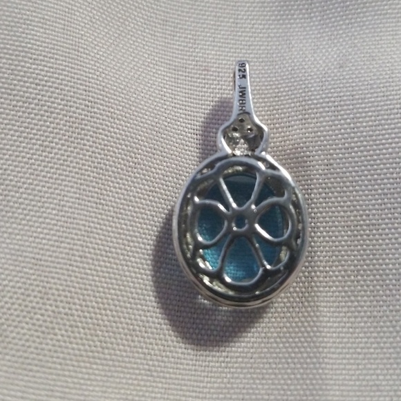 925 Sterling Silver Pendant Blue Topaz - Picture 4 of 4